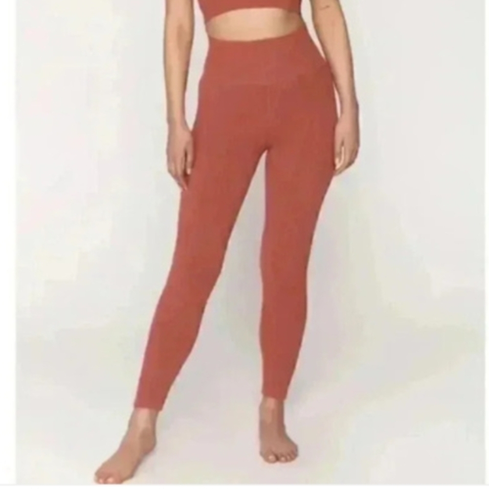 Spiritual Gangster Ribbed High-Waisted Compression Yoga Leggings like new M/L